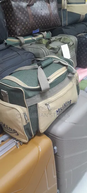 American Tourister Small Portable Luggage Bag