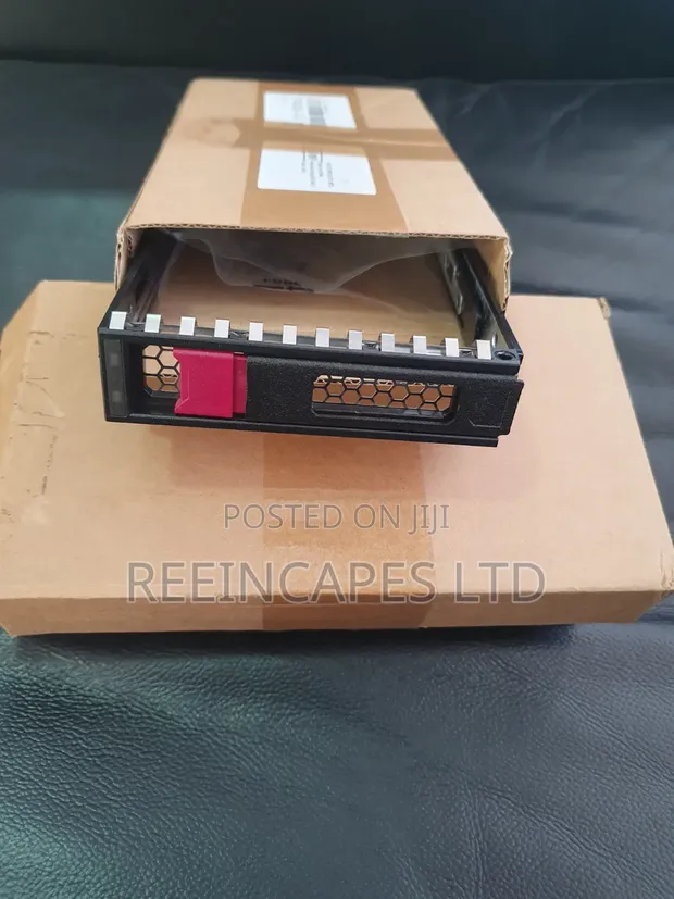 HPE Gen 11 3.5-inch LFF Hard Drive Caddy - 1