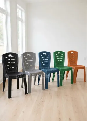 Stylish Stackable Plastic Dining Chairs (Black)