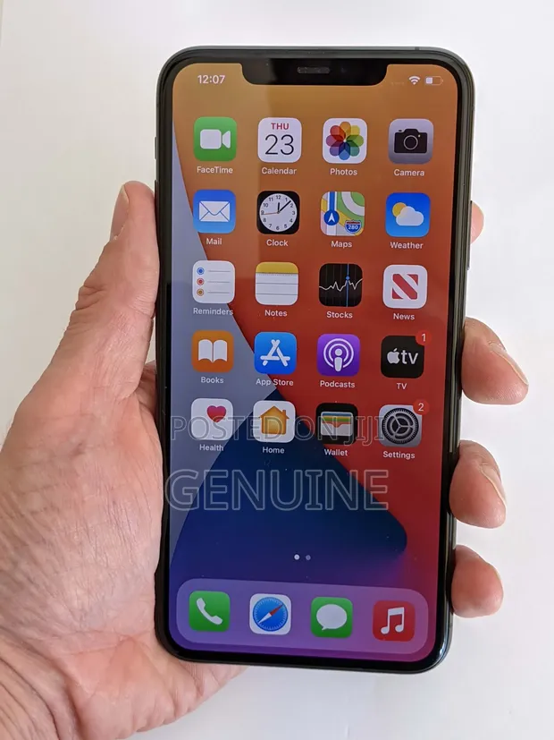 Apple iPhone 11 Pro 64GB Black (UK Used) - 1