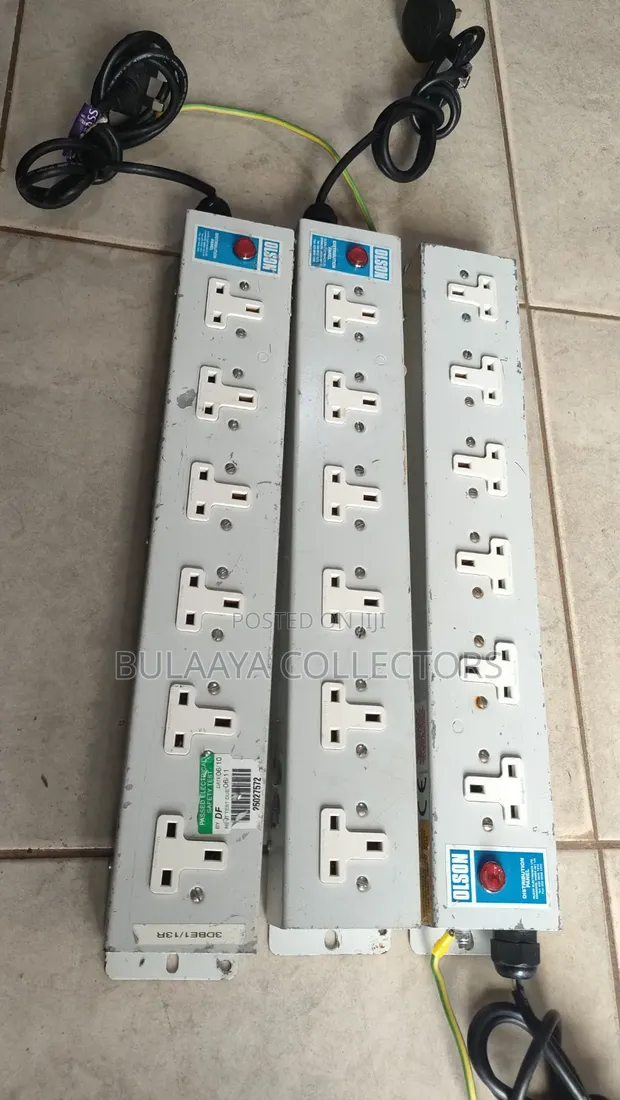 UK Used Heavy-Duty Olson 13A Power Distribution Units - 1