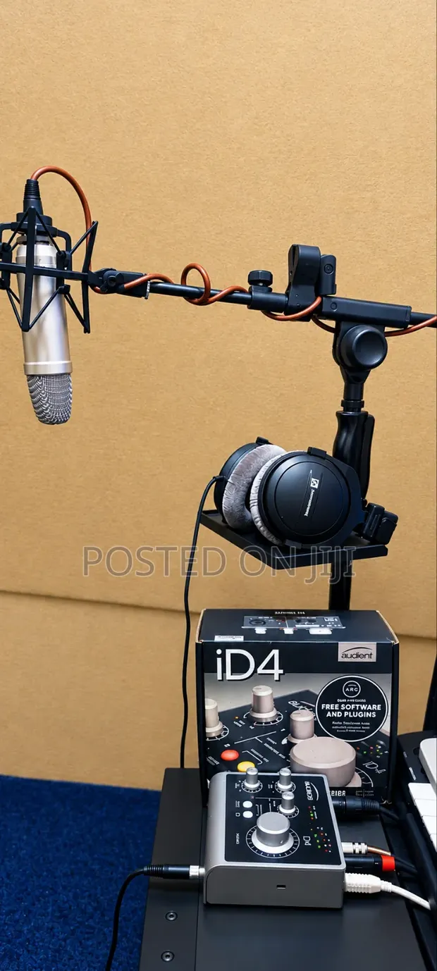 Audient Studio Mic Setup with Rode NT1-A - 1