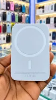 20000mAh MagSafe-Style Wireless Power Bank - 2