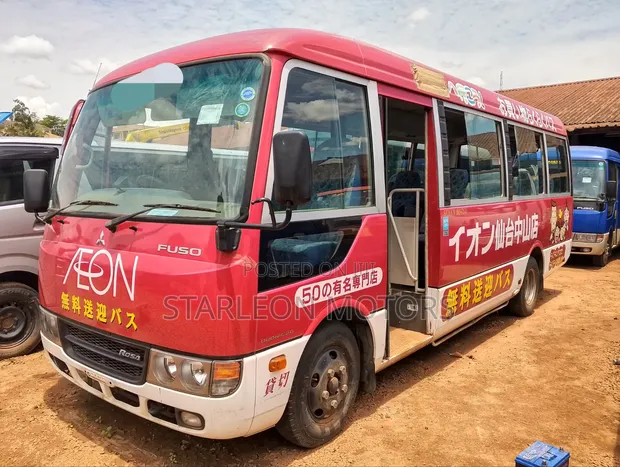 Mitsubishi Fuso Rosa 2016 Bus - 1