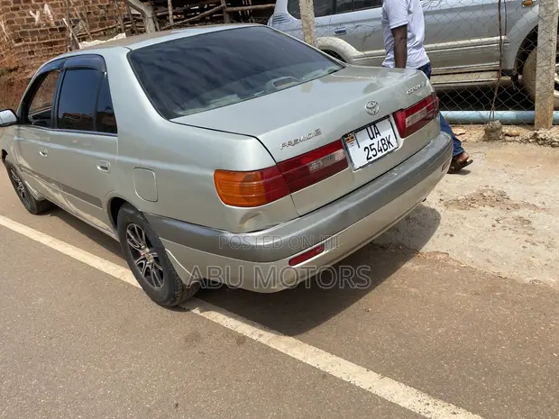 Toyota Corona Premio 2000 Silver - 1