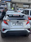 Toyota C-HR 2017 Hybrid White - 1