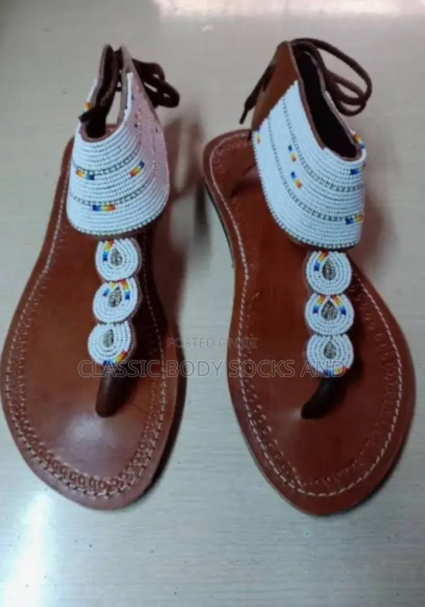 Elegant White Leather Masai Sandals - 1