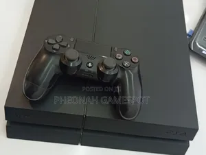 PS4 Standard Console