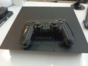 PS4 Standard Console