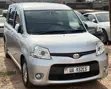 Toyota Sienta 1.5 FWD 2012 Silver - 2
