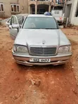 Mercedes-Benz C200 2010 Silver - 3