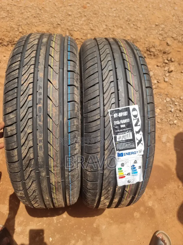 215/60R17 Onyx Tires for Toyota Venture - 1
