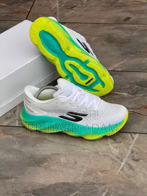 Skechers Slip-Ins: Aero Burst Lightweight Running Sneakers