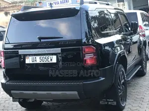 Toyota Land Cruiser Prado 2025 Black