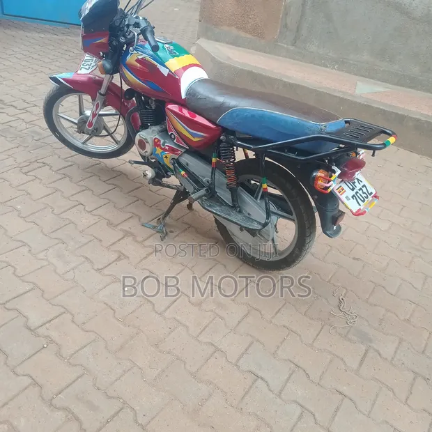Bajaj CT 125X 2025 Red - 1