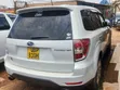 Subaru Forester 2010 White - 2