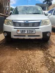 Subaru Forester 2010 White - 5