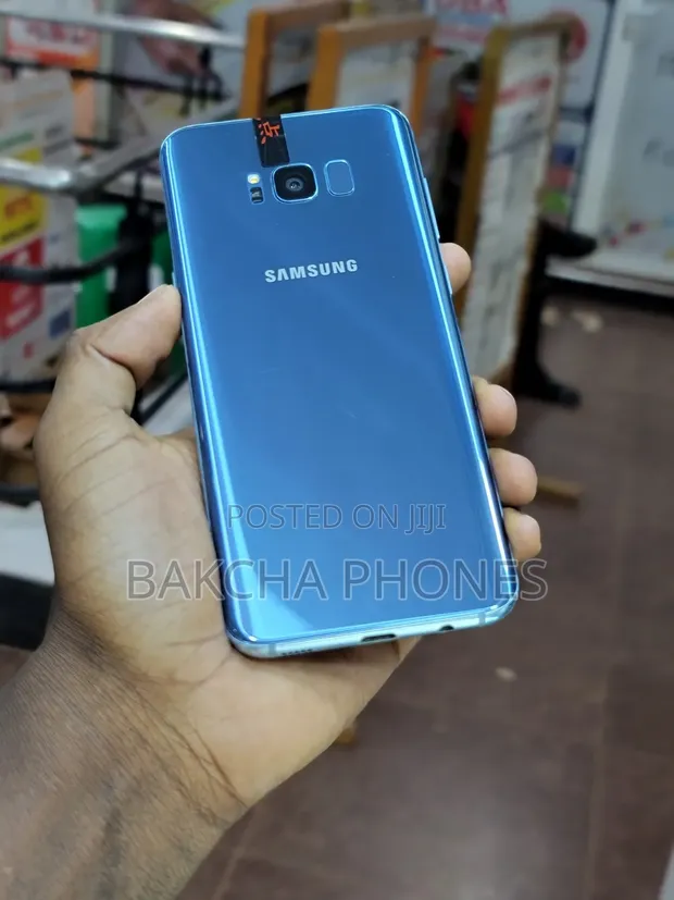 New Samsung Galaxy S8 64GB Blue - 1