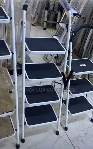 Total Foldable Aluminum Ladder - 4 Steps