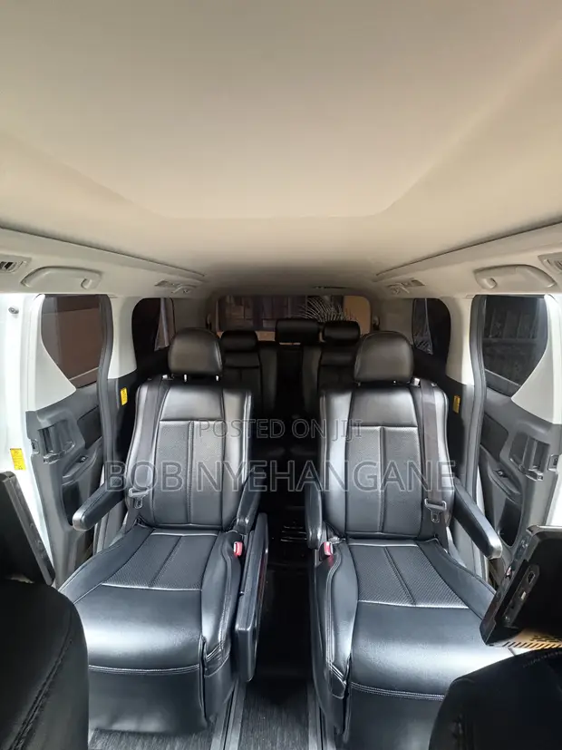 Executive Chauffeur Van Hire | Alphard | Airport & VIP Transport - 1