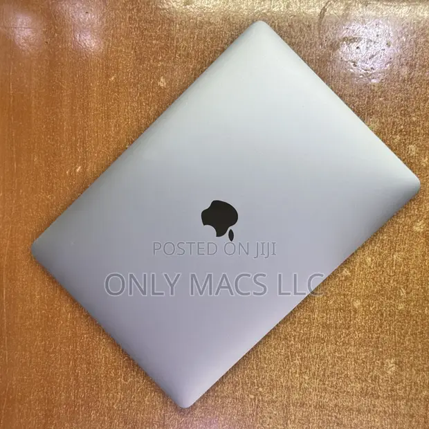 Apple MacBook Pro 2020 13" i5 16GB RAM 512GB SSD - 1