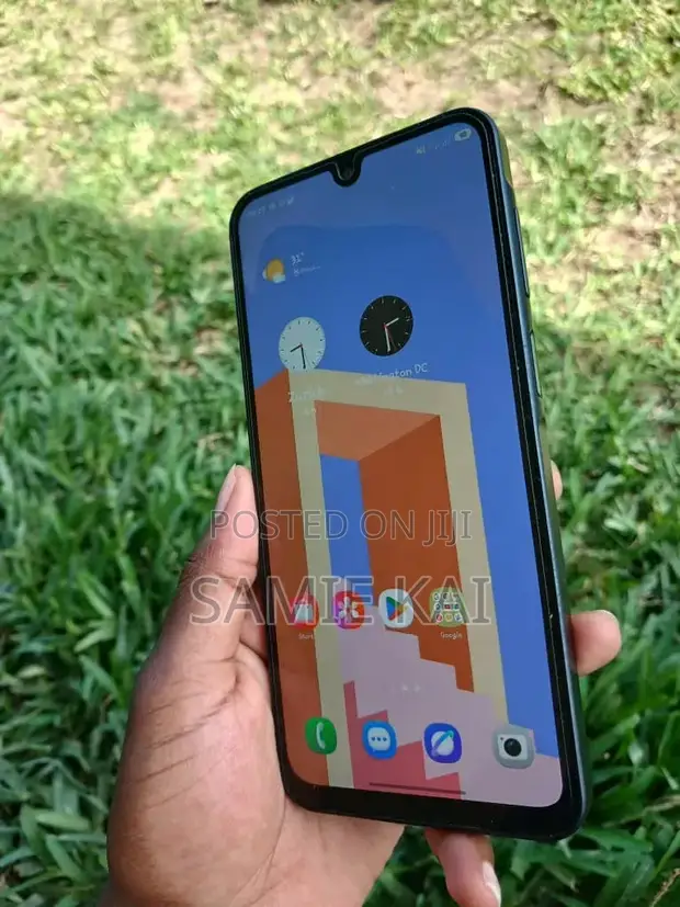 Samsung Galaxy A16 128GB Black - 1