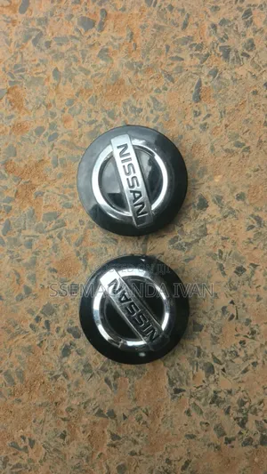Nissan Rim Centre Caps