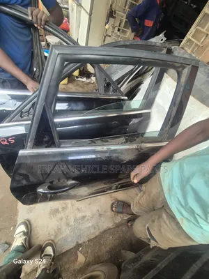 Audi Q5 Front and Rear Doors (Used)