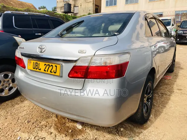 Toyota Premio 1.8 FWD 2009 - 1