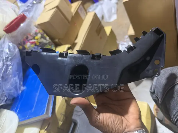 Ford Ranger Bumper Lock - 1