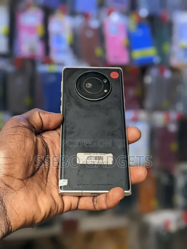 Leica Leitz Phone 1 256GB Black - 1