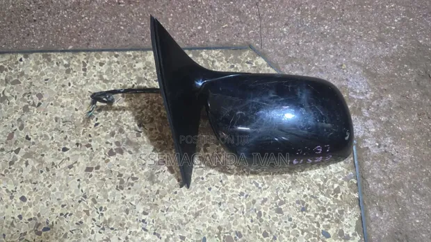 Toyota Crown GRS180 Original Side Mirror - 1