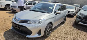 Toyota Corolla Fielder Hybrid 2018 Silver