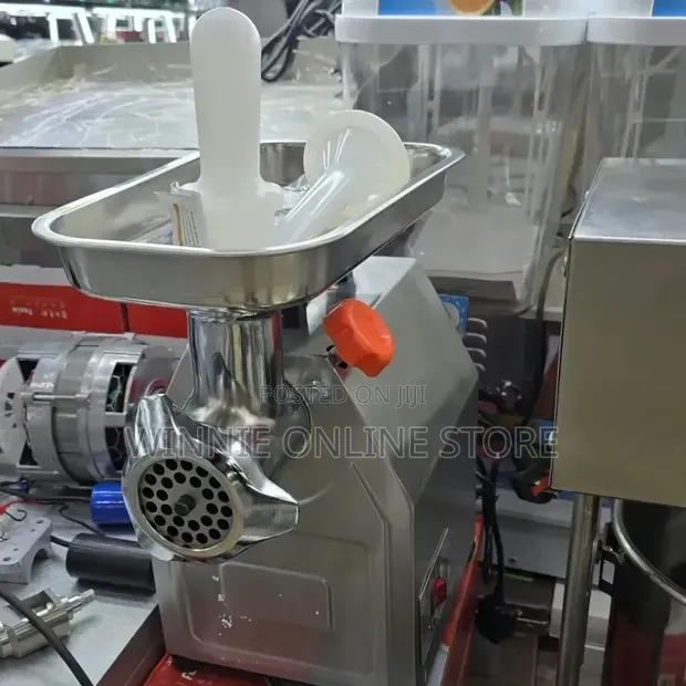 Commercial Meat Grinder - Size 12 - 1