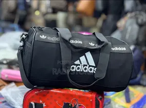 Adrienne Vittadini Gym & Sports Bag - Black