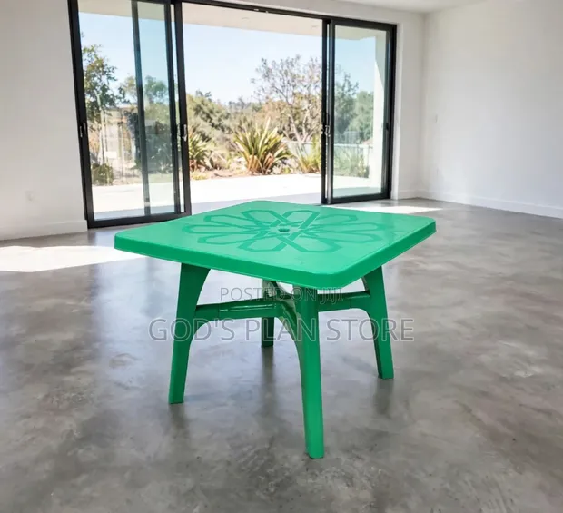 4-Seater Plastic Dining Table - 1