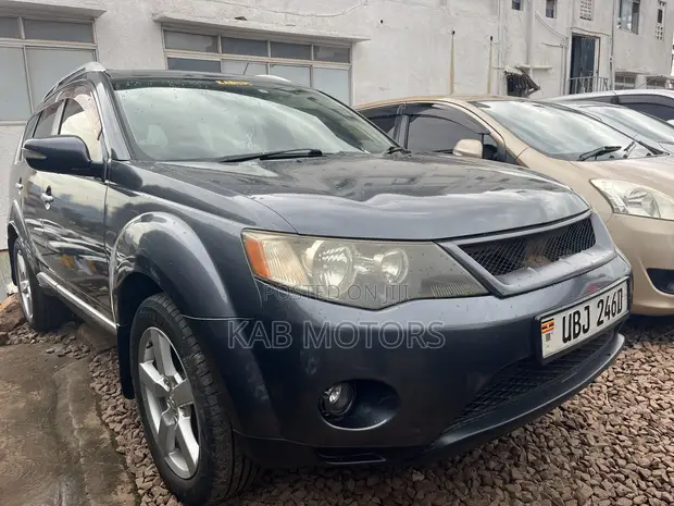 Mitsubishi Outlander 2007 Gray - 1
