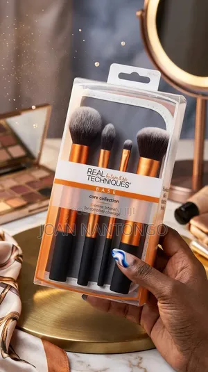 Real Techniques Makeup Brushes & Applicators