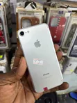 Apple iPhone 7 32GB White - 3