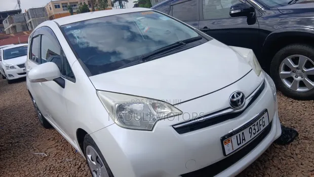 Toyota Ractis 2015 White - 1