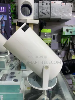 Brand New Ultra HD High Dynamic Range Projector
