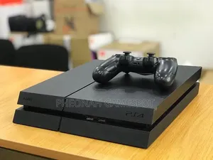 PS4 Standard Console