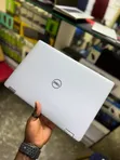 New Dell Latitude 5330 Laptop - Intel Core i7, 8GB RAM, 512GB SSD - 1
