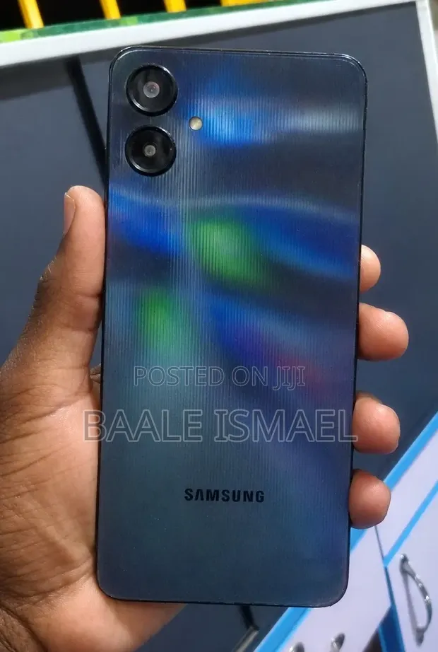 Samsung Galaxy A06 128GB Black - 1