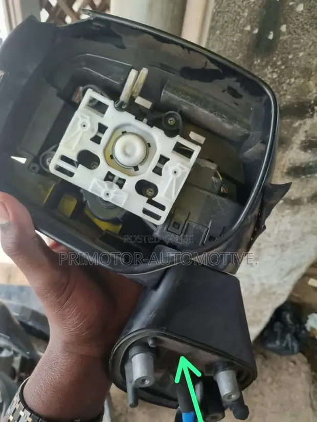 Subaru XT/XV Side Mirror Motor - 1