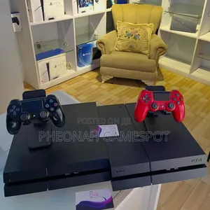 PS4 Standard Console