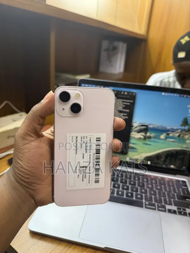 Apple iPhone 13 256 GB Pink - 1