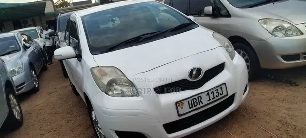 Toyota Vitz 2007 White - 1