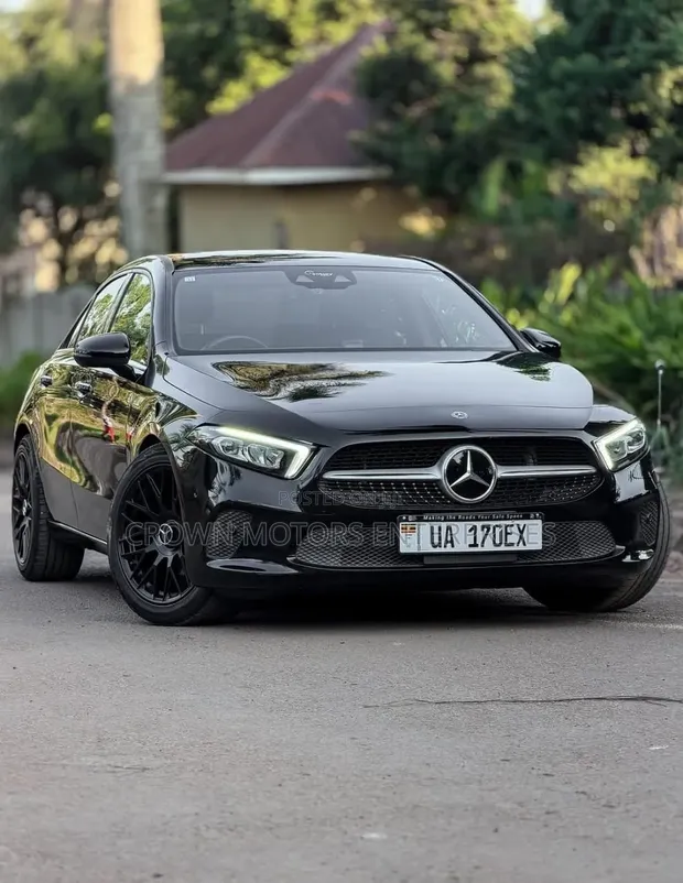 2020 Mercedes-Benz A180 - 1