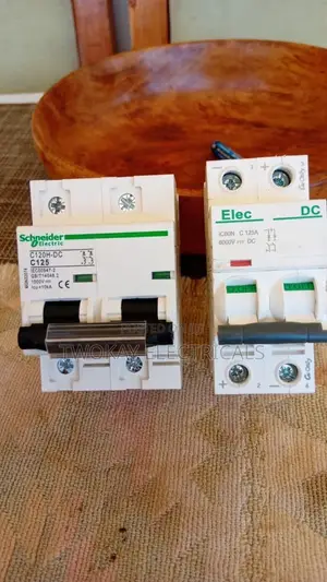 125A Double Pole DC Circuit Breaker